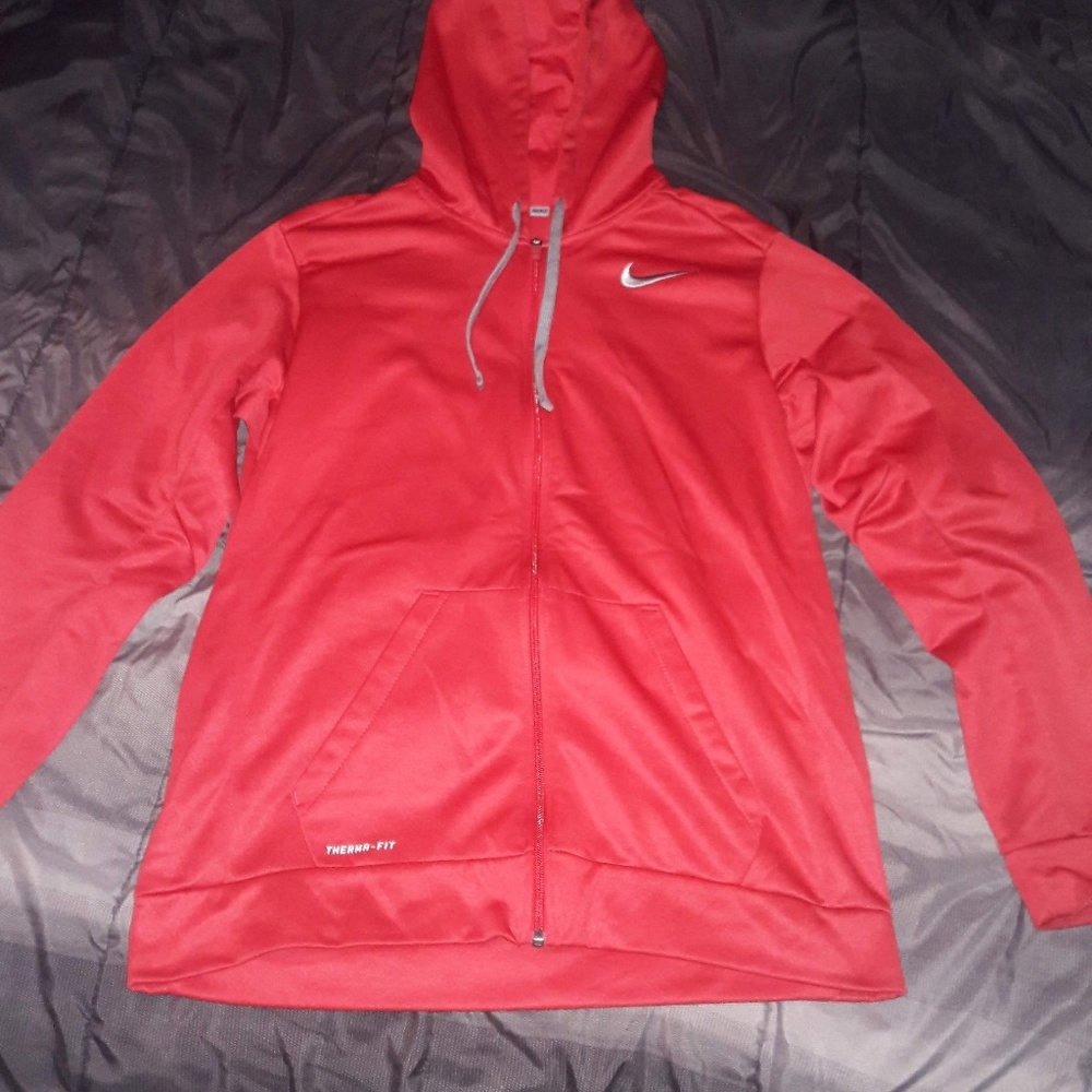 NIKE RED LARGE ZIP UP HOODIE